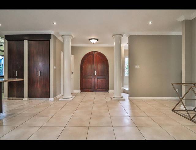 3 BEDROOM TOWNHOUSE TO LET IN UMHLANGA CENTRAL